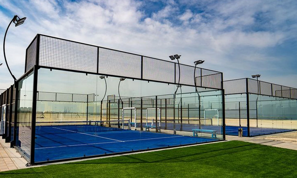 Why are more and more people investing in padel clubs?