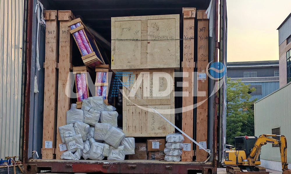 Padel courts Loading to Ghana