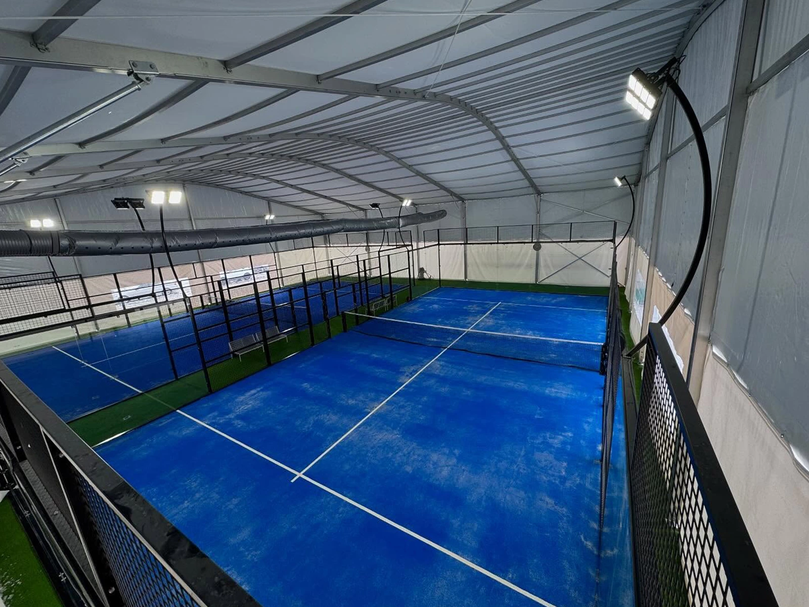 Padel Courts with Separated Roof in Europe